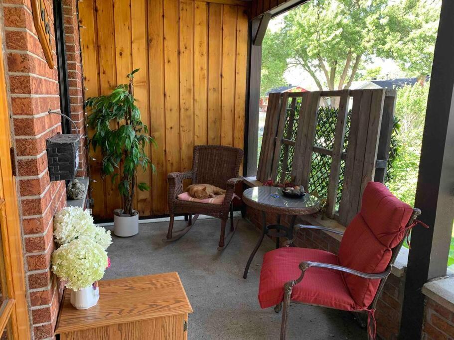 Havre Chez Guylaine Apartman Laval Kültér fotó