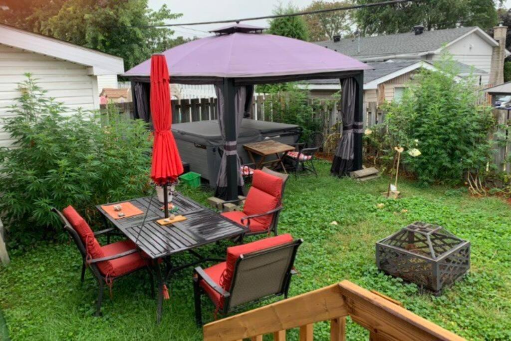 Havre Chez Guylaine Apartman Laval Kültér fotó