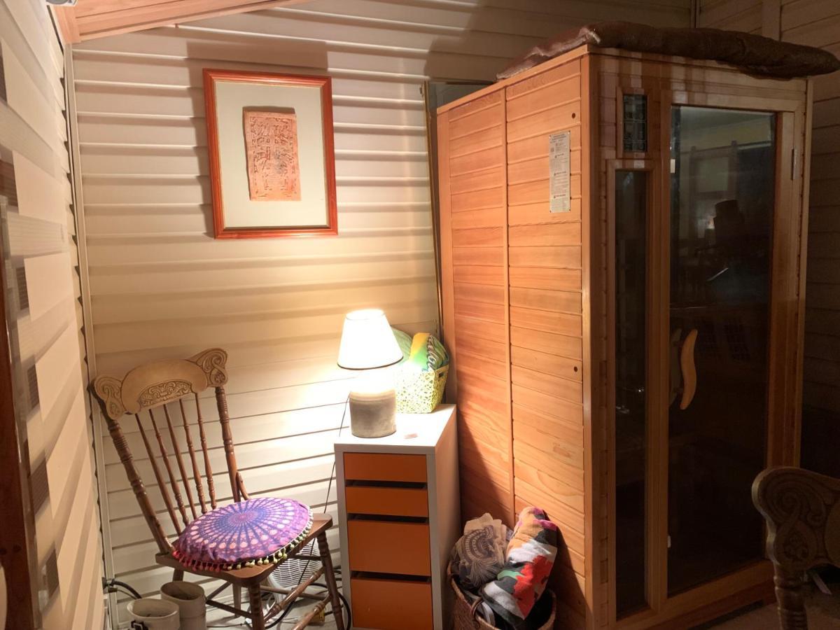 Havre Chez Guylaine Apartman Laval Kültér fotó
